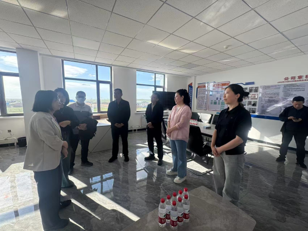 自治区供销社调研组到陈巴尔虎旗调研指导供销工作